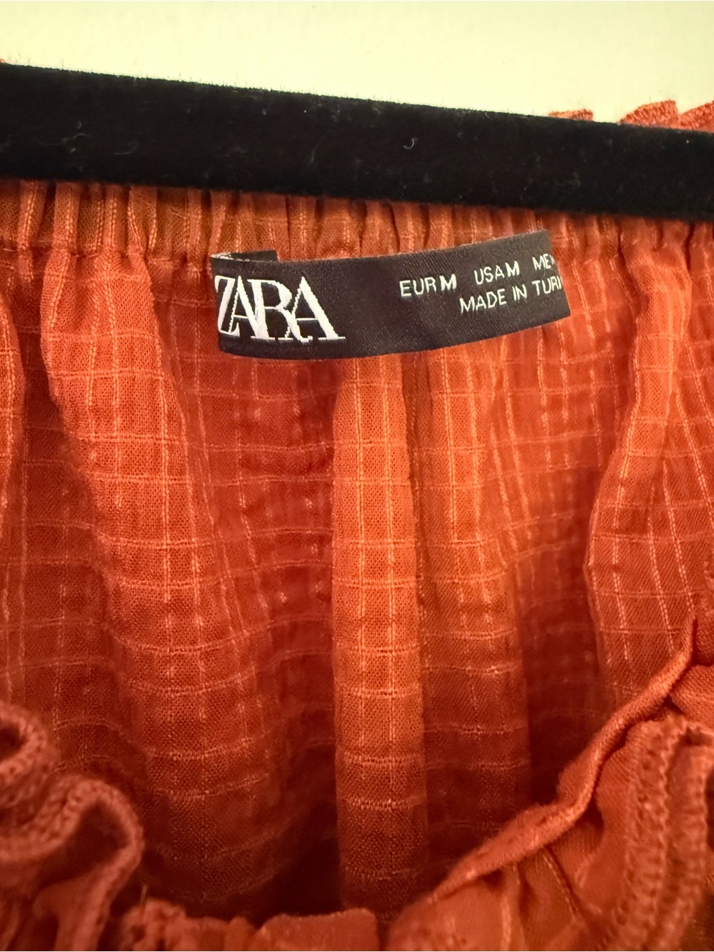 Zara Rust Ruffle Off-Shoulder Tie-Front Crop Top - Picture 3 of 3